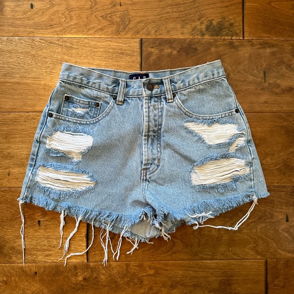 VINTAGE Gap denim shorts - Picture 1 of 3